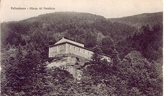 early postcard of Paradisiomo, perched on hillside